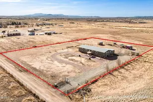 2795 W Bingham Blvd, Paulden, AZ 86334 - Photo 2