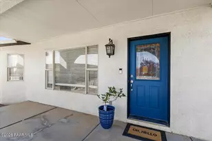 17313 E Lions Crossing, Dewey-Humboldt, AZ 86327 - Photo 4