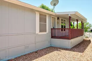 12110 E Obsidian Loop Rd, Dewey-Humboldt, AZ 86314 - Photo 18