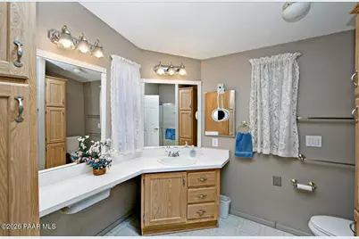 12110 E Obsidian Loop Road, Dewey-Humboldt, AZ 86314 - Photo 10