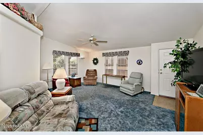 12110 E Obsidian Loop Road, Dewey-Humboldt, AZ 86314 - Photo 4