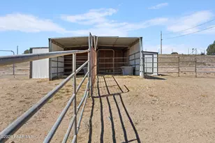 22340 N Sunny Ln, Paulden, AZ 86334 - Photo 36