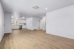 18278 S Frontier Rd, Peeples Valley, AZ 86332 - Photo 14