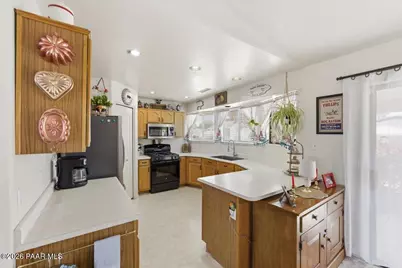 8015 E Loos Drive, Prescott Valley, AZ 86314 - Photo 6