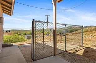 18420 S Peeples Valley Rd, Peeples Valley, AZ 86332 - Photo 24