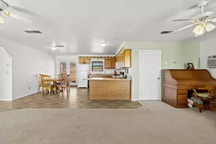 18420 S Peeples Valley Rd, Peeples Valley, AZ 86332 - Photo 8