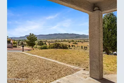 18420 S Peeples Valley Road, Peeples Valley, AZ 86332 - Photo 2