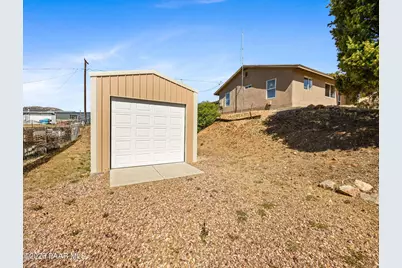 18420 S Peeples Valley Road, Peeples Valley, AZ 86332 - Photo 28