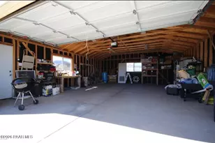 9915 E Cranberry Rd, Dewey-Humboldt, AZ 86327 - Photo 32