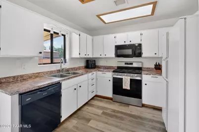 8275 E Tranquil Boulevard, Prescott Valley, AZ 86314 - Photo 10