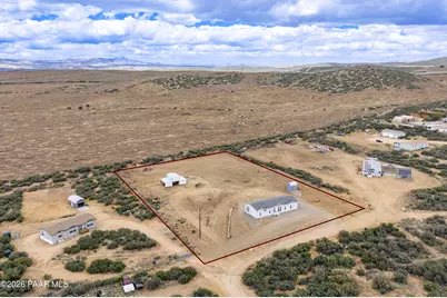 17100 E Archer Lane, Dewey-Humboldt, AZ 86327 - Photo 2