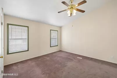 835 N Creekview Drive, Dewey-Humboldt, AZ 86327 - Photo 18