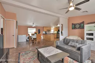 25055 N Naples St, Paulden, AZ 86334 - Photo 8