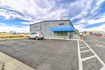 9500 E Lorna Lane, Prescott Valley, AZ 86314 - Photo 1