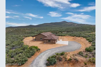 15935 E Lone Fox Trail, Dewey-Humboldt, AZ 86327 - Photo 4