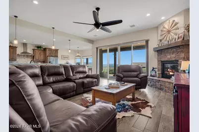 15935 E Lone Fox Trail, Dewey-Humboldt, AZ 86327 - Photo 12
