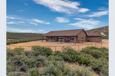 15935 E Lone Fox Trail, Dewey-Humboldt, AZ 86327 - Photo 40