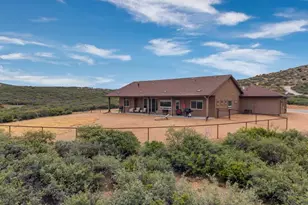 15935 E Lone Fox Trail, Dewey-Humboldt, AZ 86327 - Photo 40