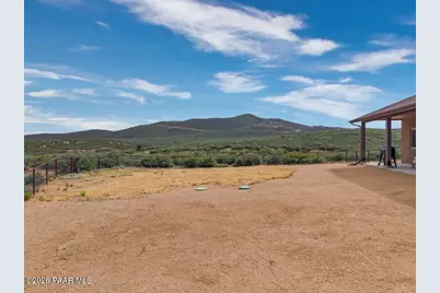 15935 E Lone Fox Trail, Dewey-Humboldt, AZ 86327 - Photo 46