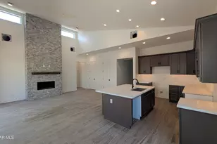 271 Looking Glass Dr, Prescott, AZ 86303 - Photo 2