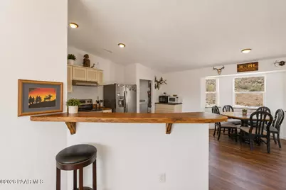 17200 S Dripping Springs Road, Mayer, AZ 86333 - Photo 14