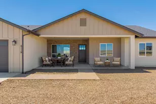 6119 E Augie Ln, Prescott Valley, AZ 86315 - Photo 2