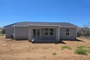 20182 E Lakeside Rd, Cordes Lakes, AZ 86333 - Photo 2