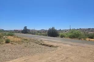 20182 E Lakeside Rd, Cordes Lakes, AZ 86333 - Photo 20