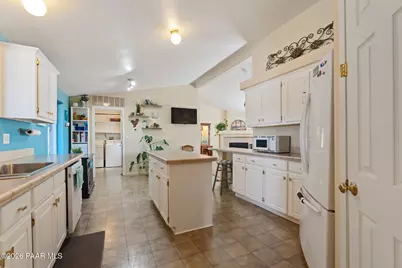 858 Sycamore Lane, Chino Valley, AZ 86323 - Photo 6