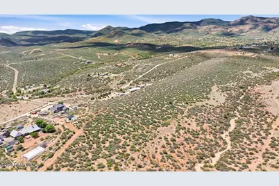 10560 E Rocky Hill Road, Dewey-Humboldt, AZ 86327 - Photo 10