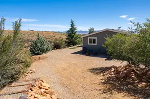 9450 E Chestnut Hill Ave, Dewey-Humboldt, AZ 86327 - Photo 52