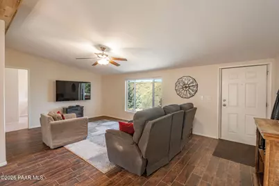 9450 E Chestnut Hill Avenue, Dewey-Humboldt, AZ 86327 - Photo 10