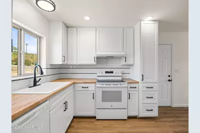 [Address not provided], Peeples Valley, AZ 86332 - Photo 4