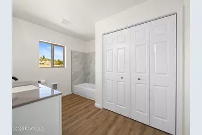 18290 S Niblick Drive, Peeples Valley, AZ 86332 - Photo 24
