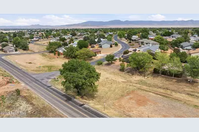 4251 N Agua Fria Drive, Prescott Valley, AZ 86314 - Photo 18