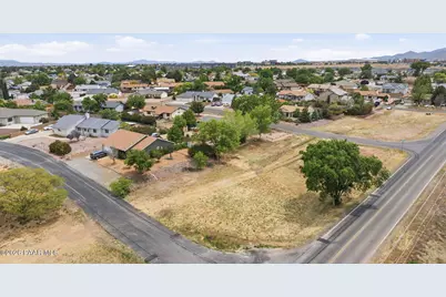 4251 N Agua Fria Drive, Prescott Valley, AZ 86314 - Photo 14
