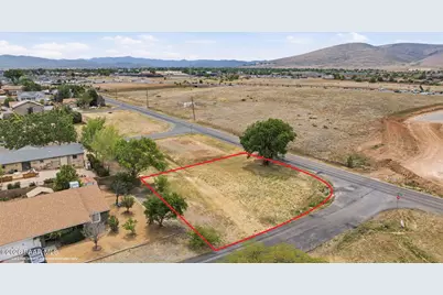 4251 N Agua Fria Drive, Prescott Valley, AZ 86314 - Photo 8
