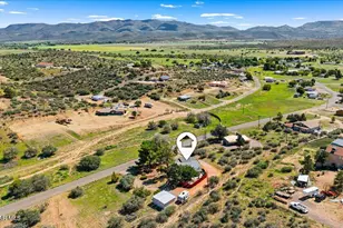 18246 S Henry Coe Rd, Peeples Valley, AZ 86332 - Photo 20