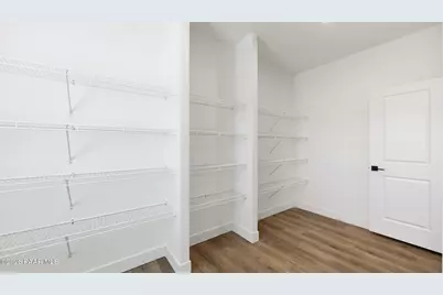 12521 N Permian Way, Prescott Valley, AZ 86315 - Photo 10
