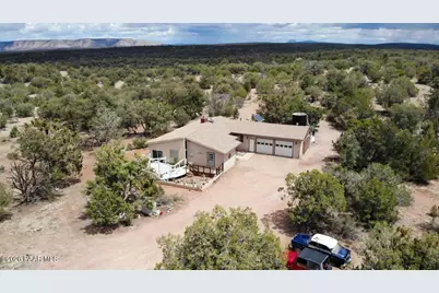 55409 N Madre Circle, Seligman, AZ 86337 - Photo 18