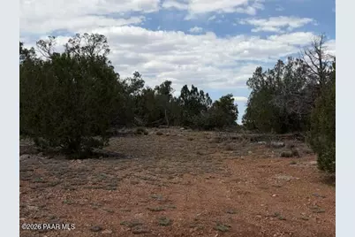3883 N Shadow Mountain Parkway, Seligman, AZ 86337 - Photo 8