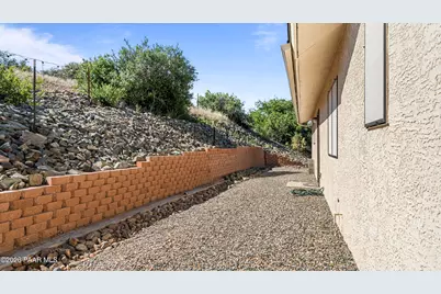 666 N Hopi Trail, Dewey-Humboldt, AZ 86327 - Photo 40