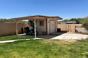 19500 E Gregory St, Black Canyon City, AZ 85324 - Photo 16