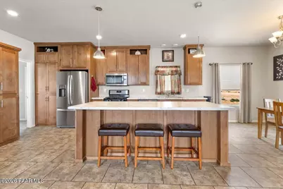 24460 N Marblehead Avenue, Paulden, AZ 86334 - Photo 4