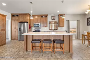 24460 N Marblehead Ave, Paulden, AZ 86334 - Photo 4