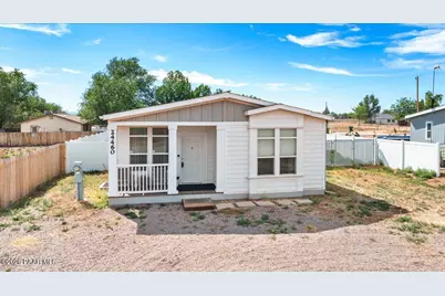 24460 N Marblehead Avenue, Paulden, AZ 86334 - Photo 1