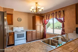 33750 S Ridgeway Rd, Black Canyon City, AZ 85324 - Photo 2
