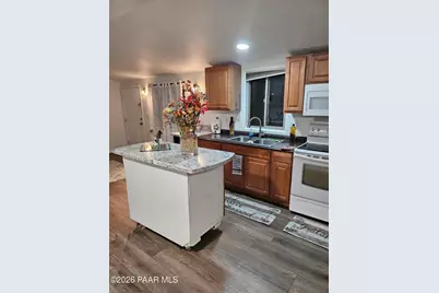20827 E Cedar Drive, Mayer, AZ 86333 - Photo 1