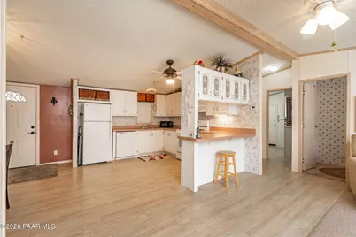 633 N Vermillion Drive, Dewey-Humboldt, AZ 86327 - Photo 8