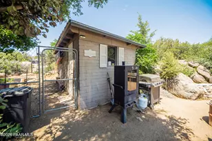 16808 W West Way, Yarnell, AZ 85362 - Photo 32